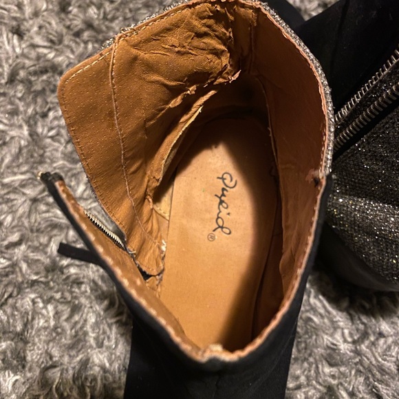 Ladies ankle bootie, Size 7.5 - Picture 8 of 8